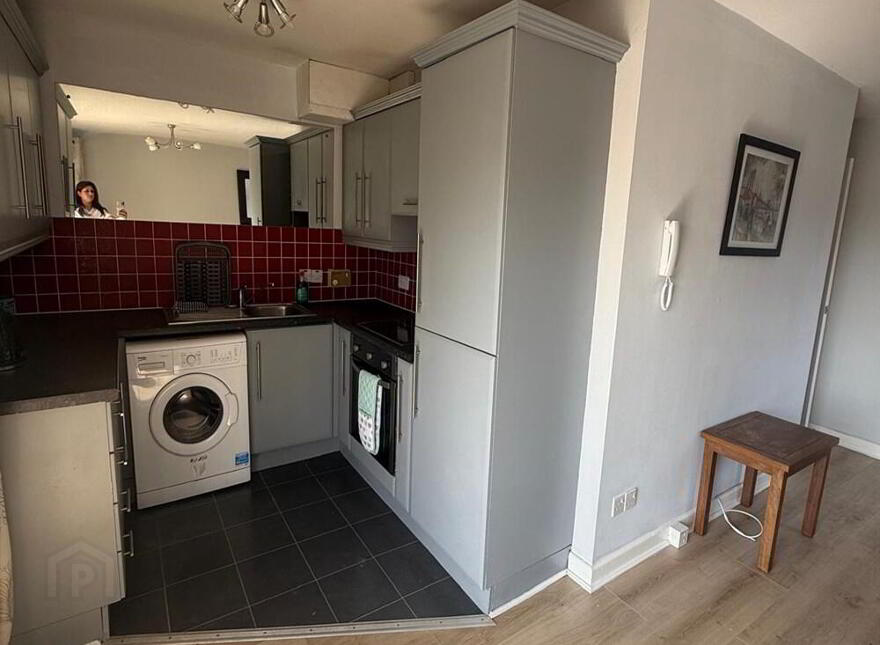 12 Balmoral Court, Belfast, BT9 7GR