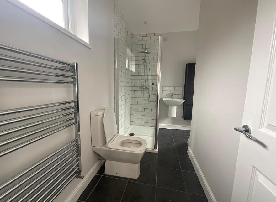4b Canmore Street, Belfast, BT13 2NS