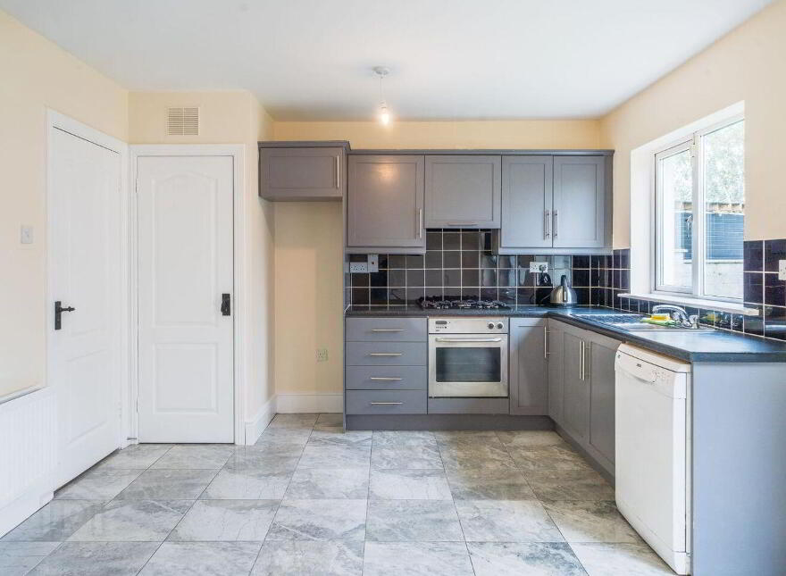 12 Chestnut Crescent, Johnstown Wood, Johnstown, C15RDY2