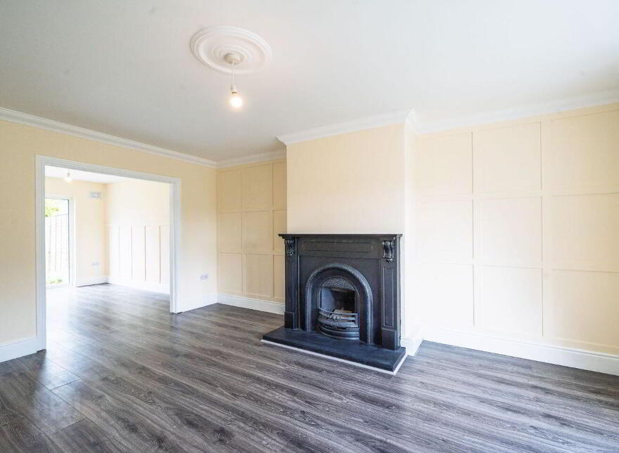 12 Chestnut Crescent, Johnstown Wood, Johnstown, C15RDY2