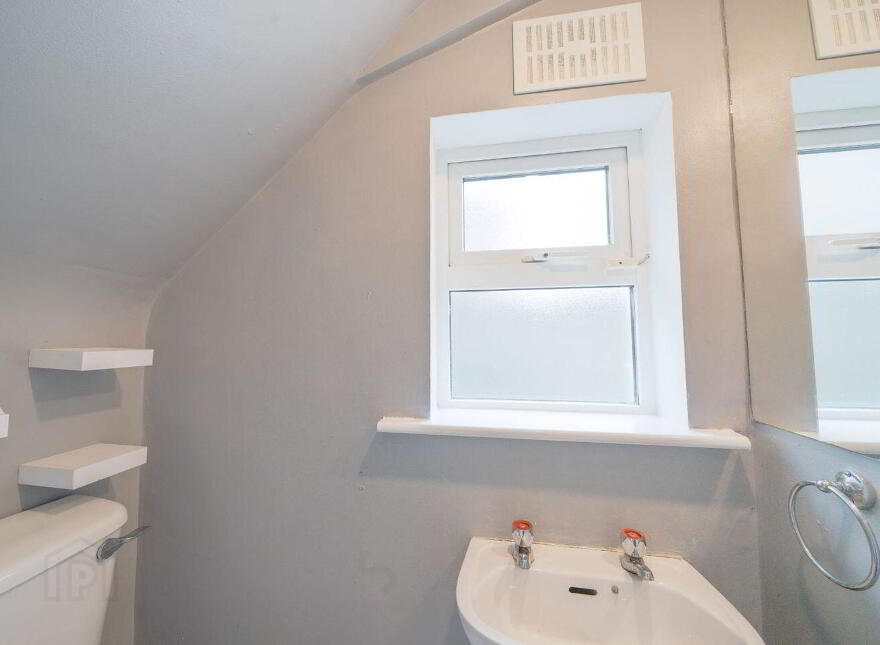 12 Chestnut Crescent, Johnstown Wood, Johnstown, C15RDY2