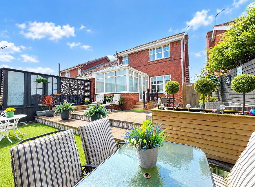 33 Glencraig Road, Ballycraigy Road, Newtownabbey, BT36 5WJ