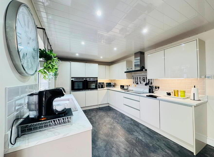 33 Glencraig Road, Ballycraigy Road, Newtownabbey, BT36 5WJ