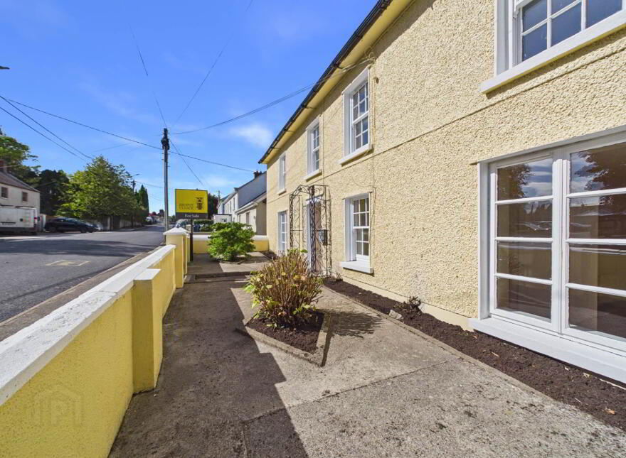 Main Street, Piltown, E32YX21