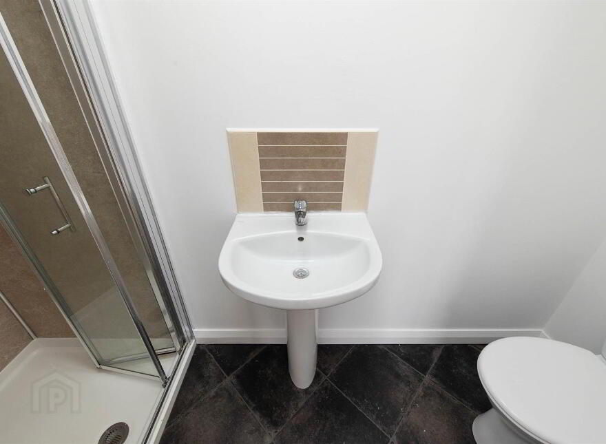 22 Cloverdale, Dromore, Blackskull, BT25 1GX