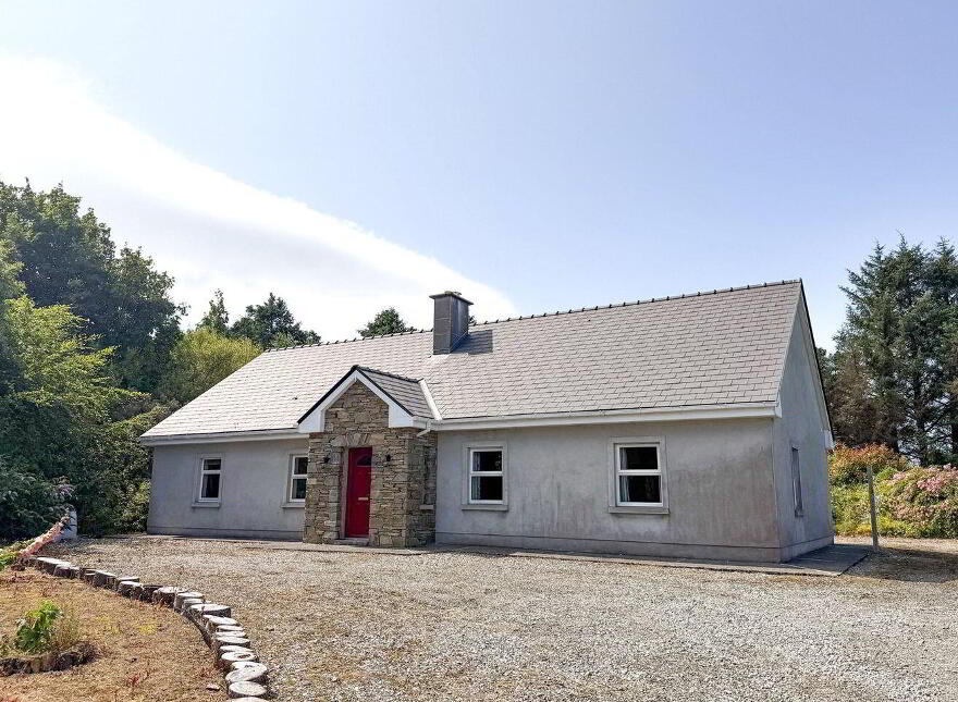 Ardbear, Clifden, H71WD56