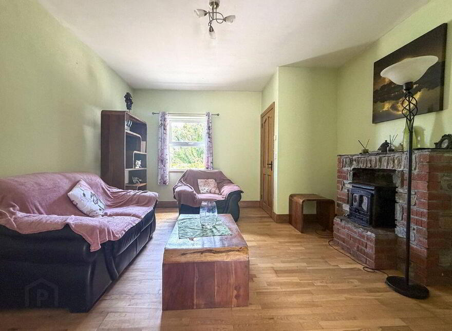 Ardbear, Clifden, H71WD56