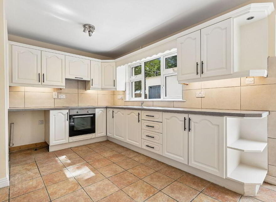 4 Saint Michael's Court, Athy, R14PA43