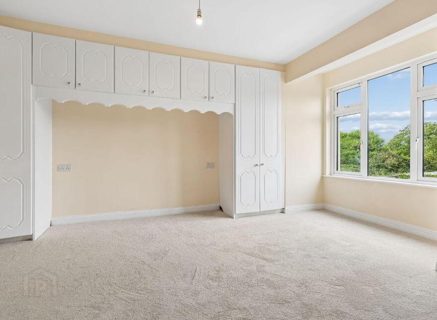 4 Saint Michael's Court, Athy, R14PA43