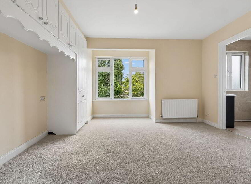 4 Saint Michael's Court, Athy, R14PA43