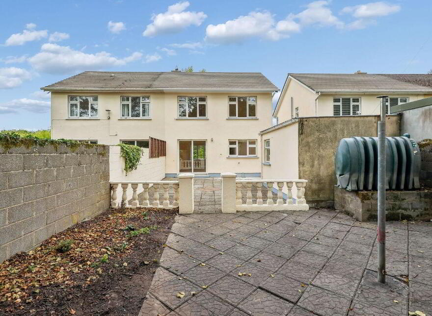 4 Saint Michael's Court, Athy, R14PA43