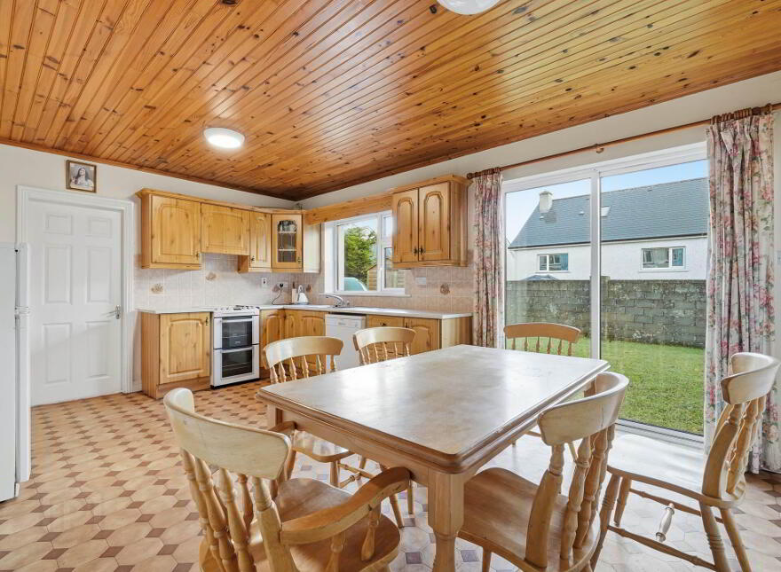 7 Rossmór, Pontoon Road, Castlebar, F23NV07
