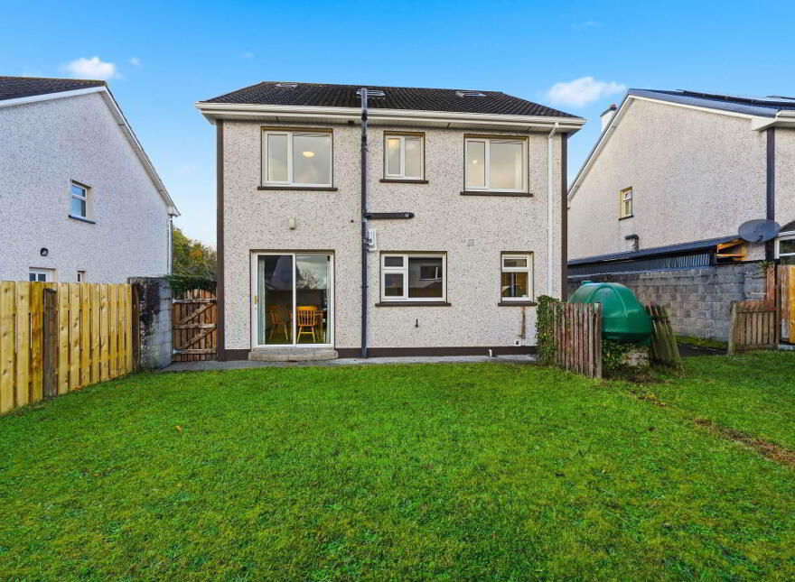 7 Rossmór, Pontoon Road, Castlebar, F23NV07