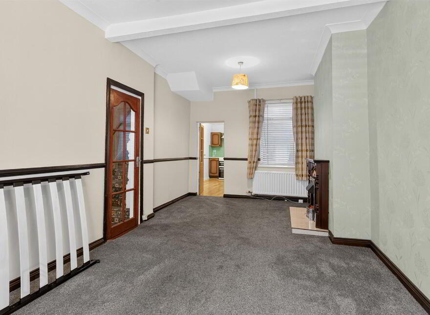 21 Park Parade, Belfast, BT6 8GG