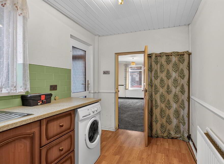 21 Park Parade, Belfast, BT6 8GG