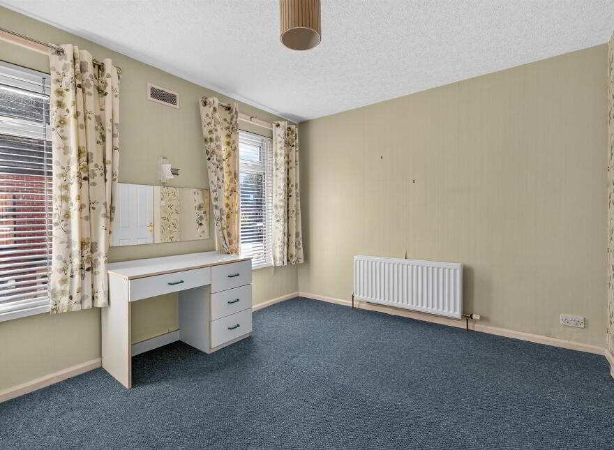 21 Park Parade, Belfast, BT6 8GG