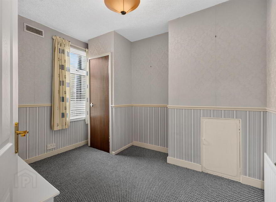 21 Park Parade, Belfast, BT6 8GG