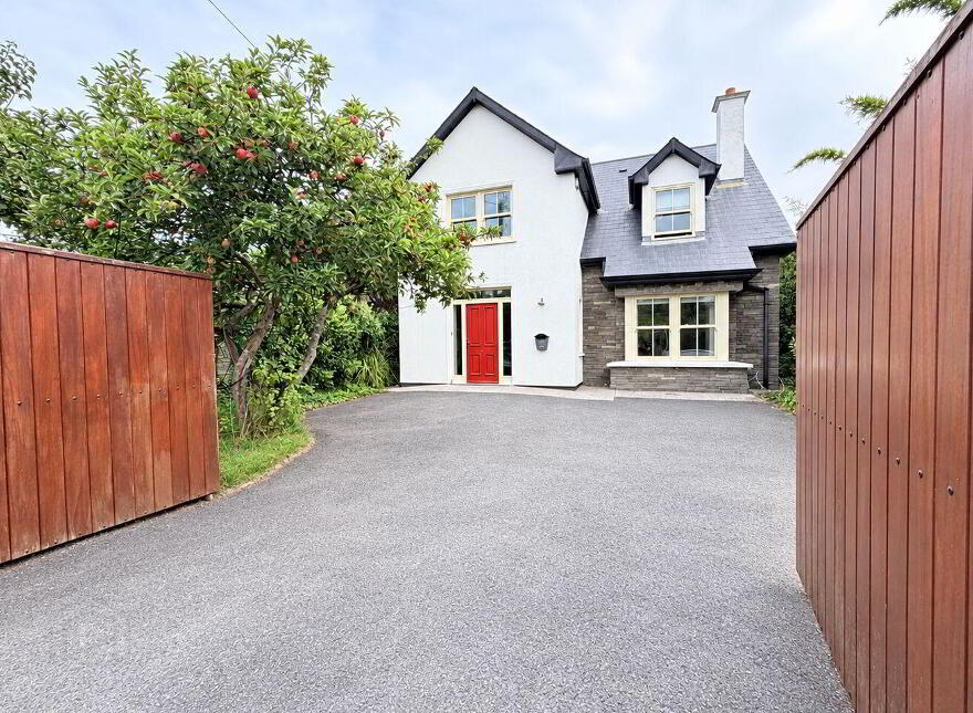 Applewood, Croaghta Park, Glasheen, T12P2FA