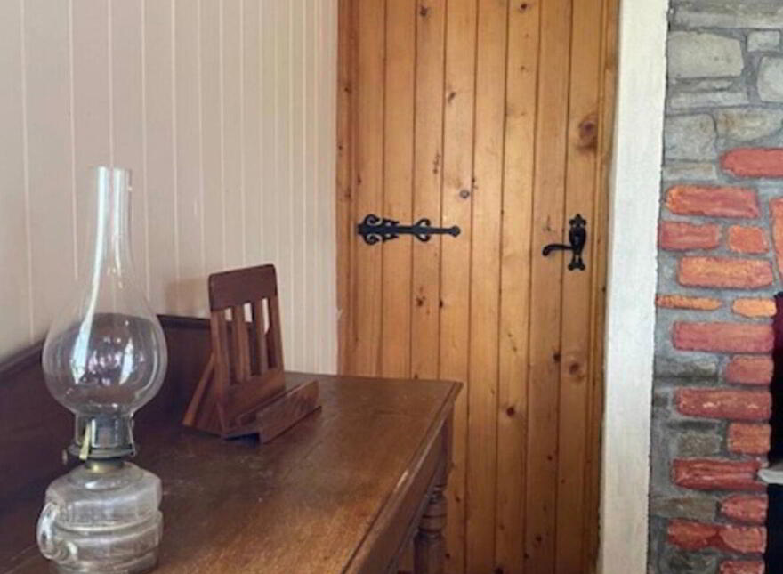 Carrowkibbock Lower, Ballycastle, F26XH01