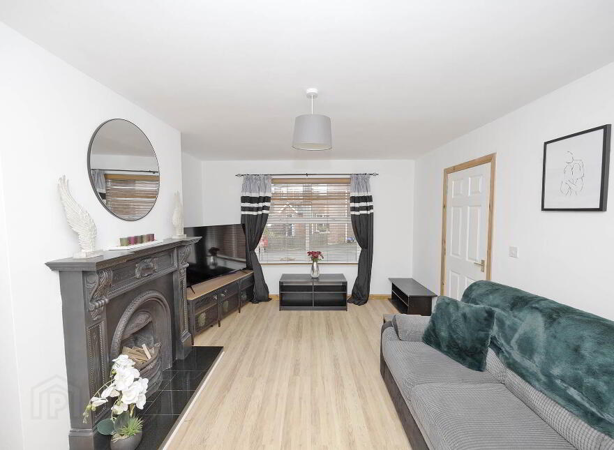 73 Larkfield Meadows, Craigavon, BT65 5JD