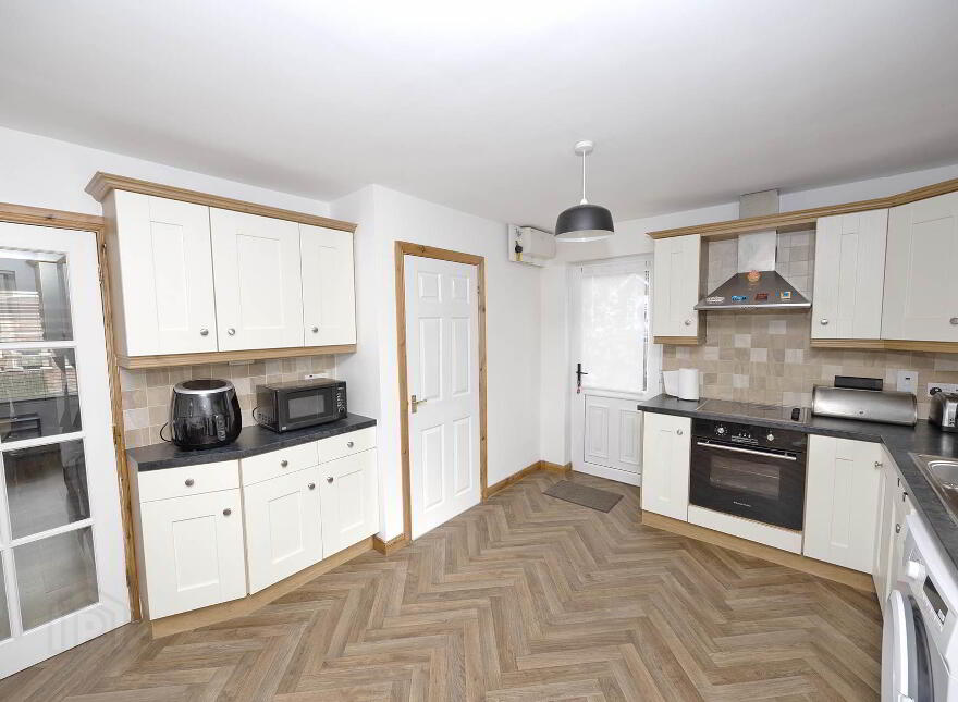 73 Larkfield Meadows, Craigavon, BT65 5JD
