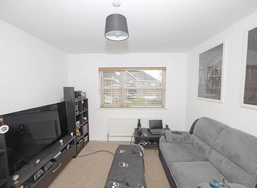 73 Larkfield Meadows, Craigavon, BT65 5JD