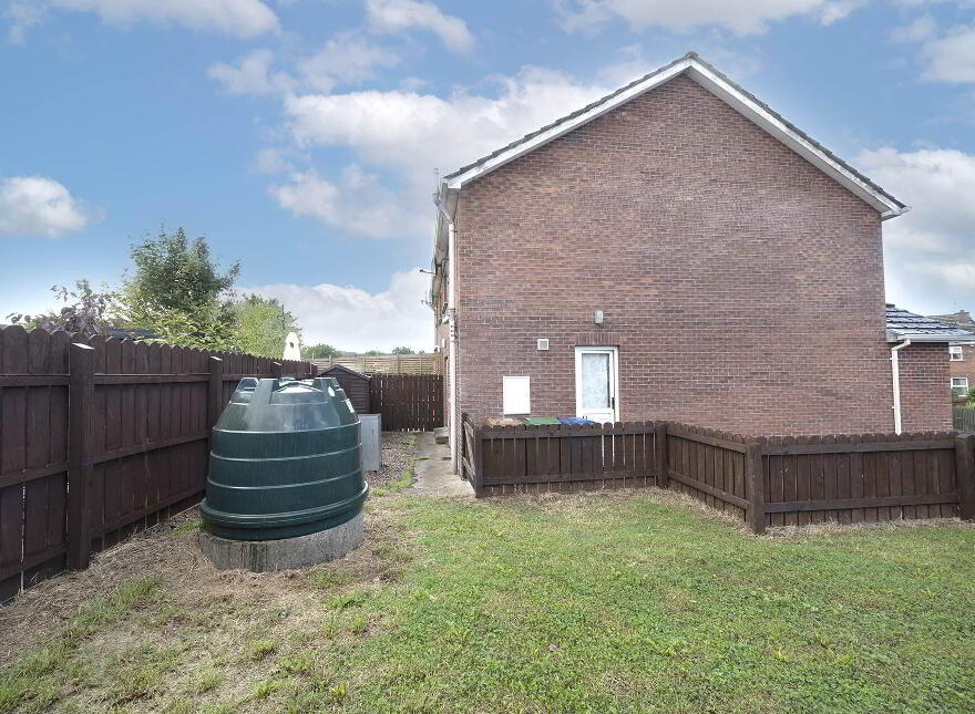 73 Larkfield Meadows, Craigavon, BT65 5JD