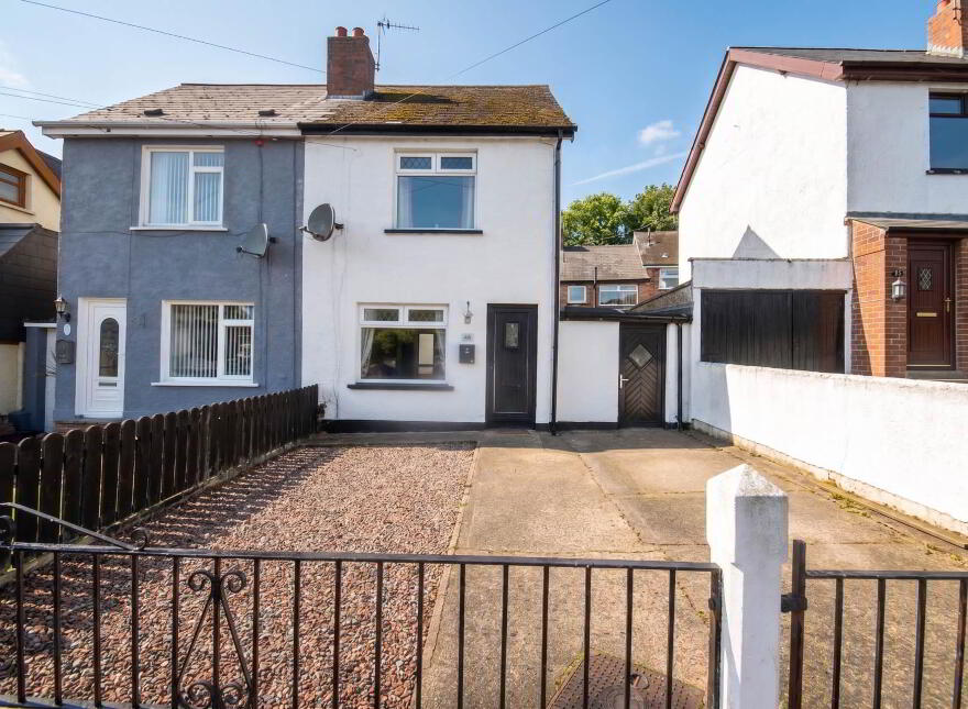 46 Sunnymede Park, Dunmurry, Belfast, BT17 0PU