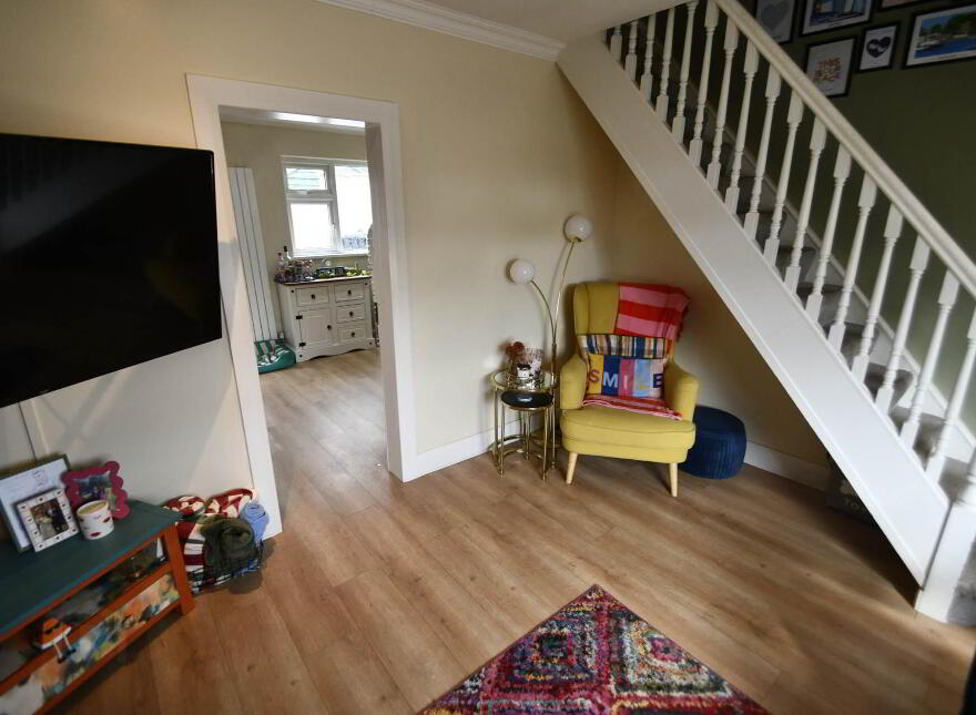 46 Sunnymede Park, Dunmurry, Belfast, BT17 0PU