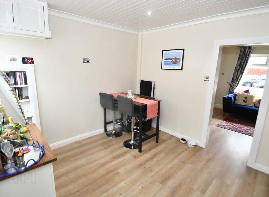 46 Sunnymede Park, Dunmurry, Belfast, BT17 0PU