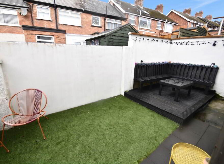 46 Sunnymede Park, Dunmurry, Belfast, BT17 0PU