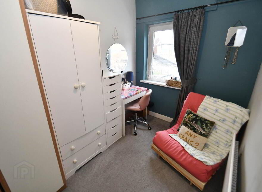 46 Sunnymede Park, Dunmurry, Belfast, BT17 0PU