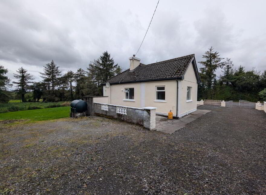 Dunmaynor, Killasser, F12NP38