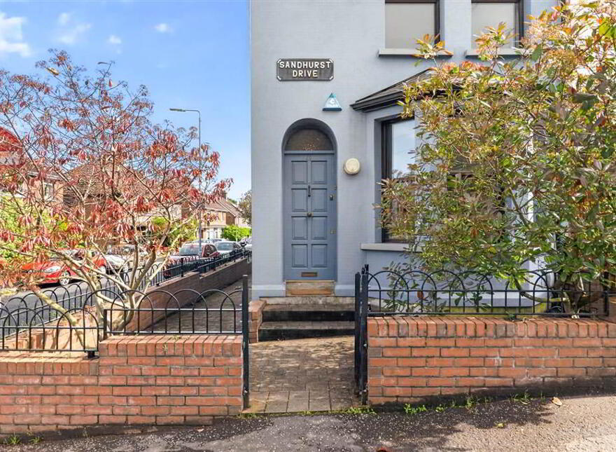 41 Sandhurst Drive, Stranmillis, Belfast, BT9 5AY