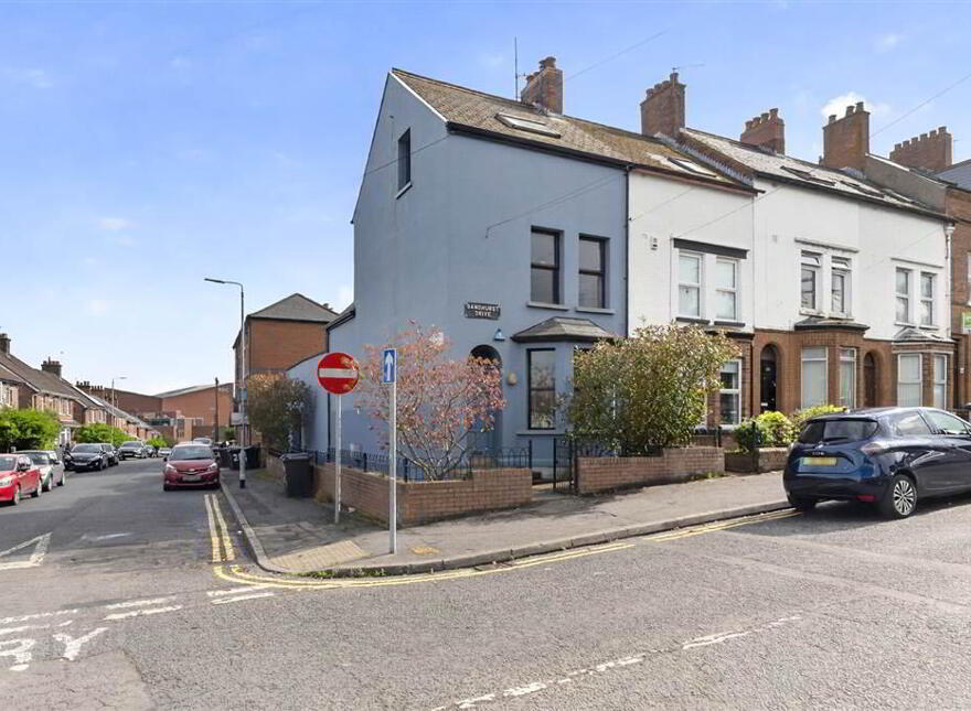 41 Sandhurst Drive, Stranmillis, Belfast, BT9 5AY