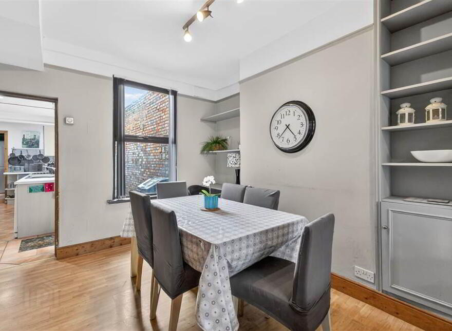 41 Sandhurst Drive, Stranmillis, Belfast, BT9 5AY