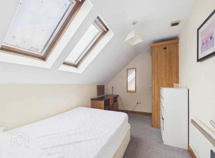 Apartment 12 Reeves Hall, Rutland Street, Cork City Centre, T12K237