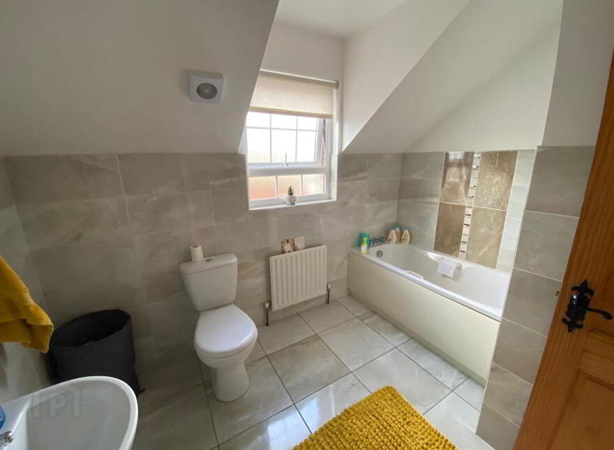 15 The Oaklands, Claudy, BT47 4FF