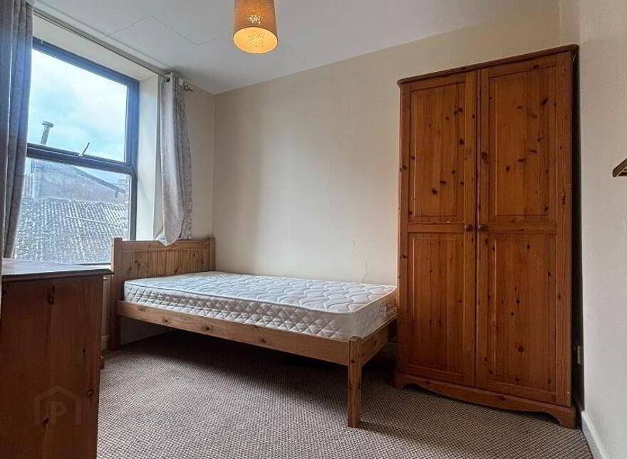 8A Bridge Street, Dromore, BT25 1AN photo