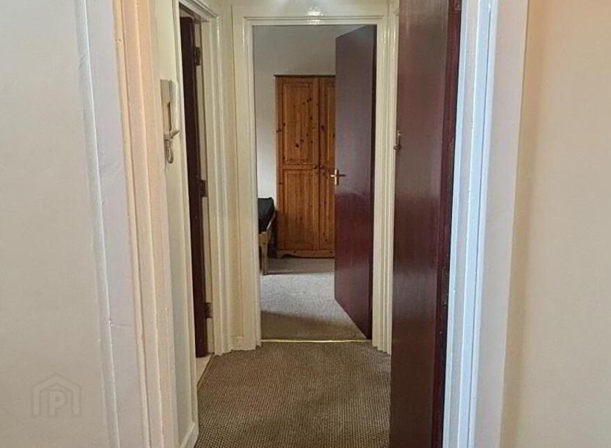 8A Bridge Street, Dromore, BT25 1AN