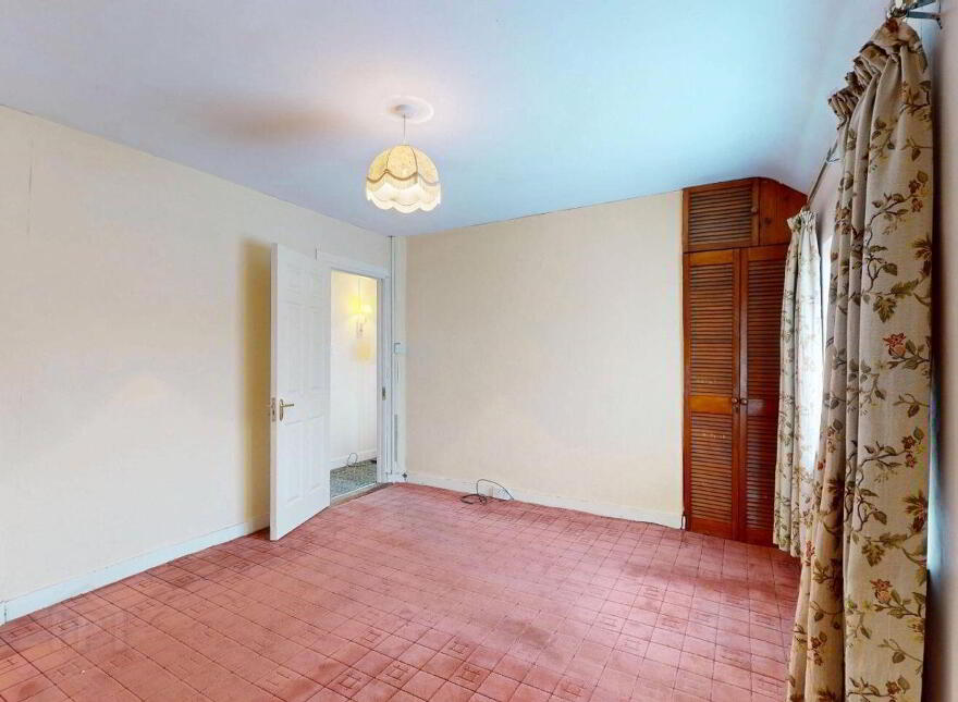 18 St. Aidan's Crescent, Wexford Town, Y35E7N3
