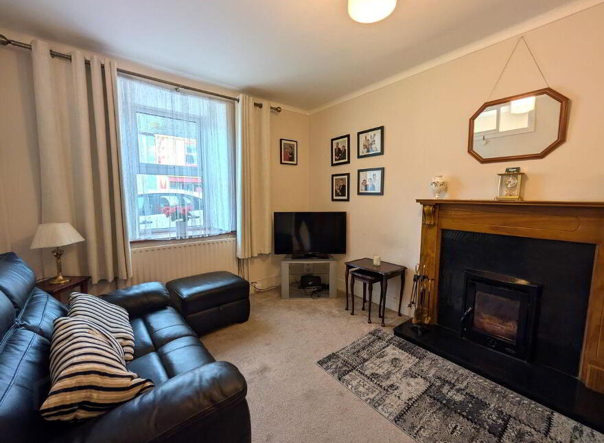 Church Street, Charlestown, F12E2N2