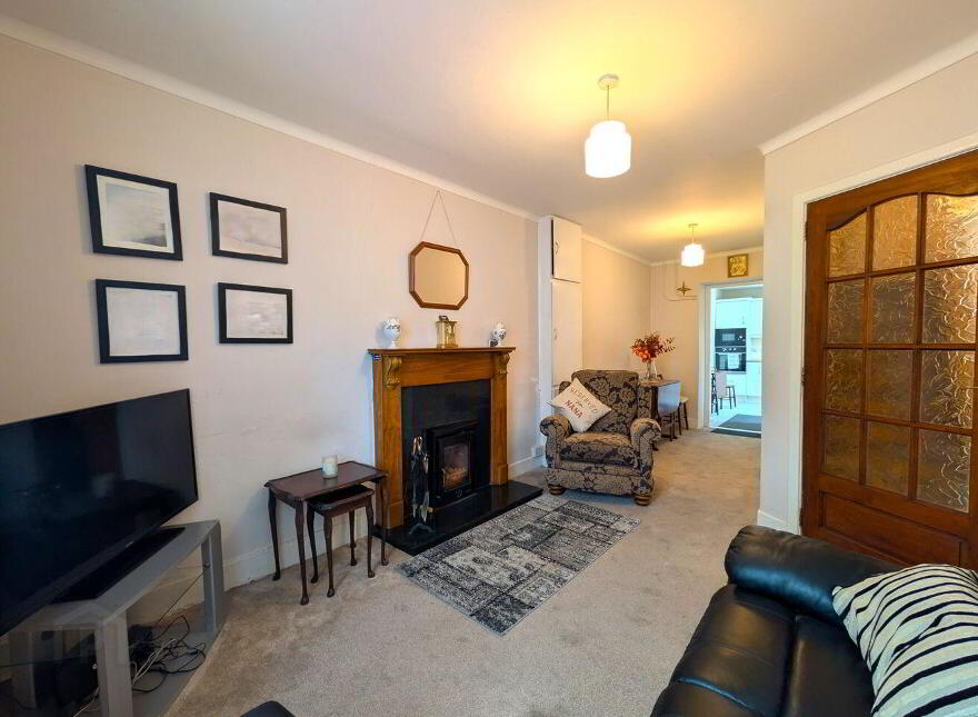 Church Street, Charlestown, F12E2N2