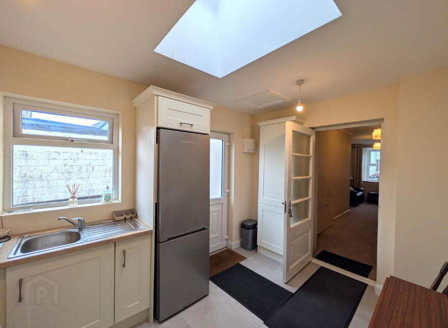 Church Street, Charlestown, F12E2N2