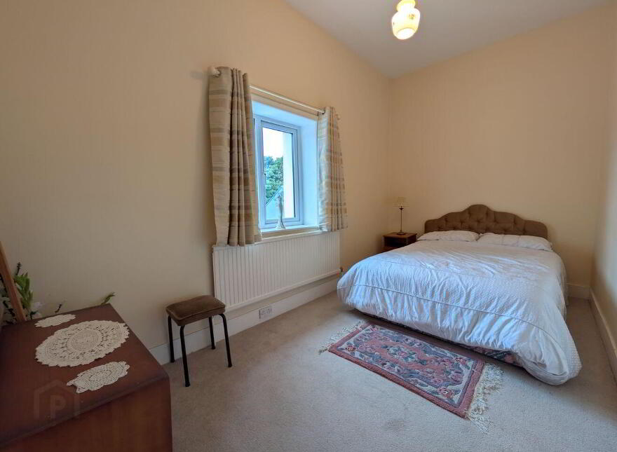 Church Street, Charlestown, F12E2N2