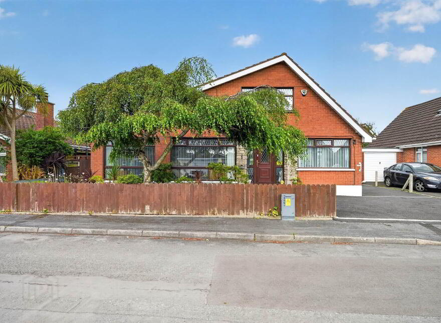4 Silverbirch Avenue, Bangor, BT19 6EJ photo 3