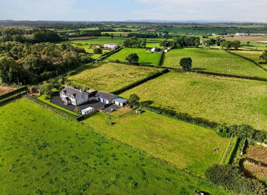 135 Castlecat Road, Derrykeighan, Ballymoney, BT53 8AP