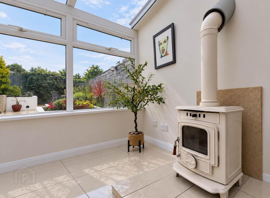 23 Riverside Drive, Lisburn, BT27 4HE