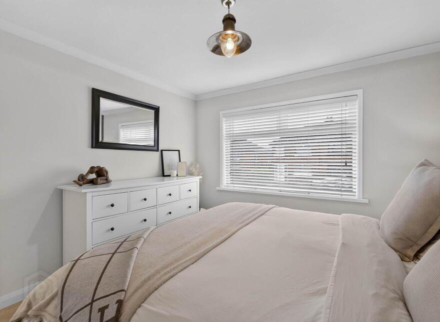 23 Riverside Drive, Lisburn, BT27 4HE