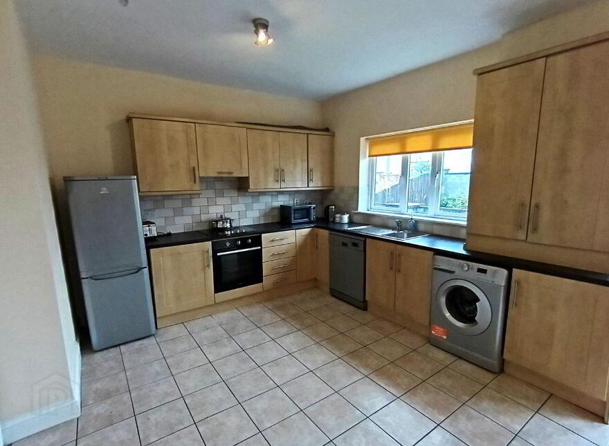 Carrig Midhe, Corbally